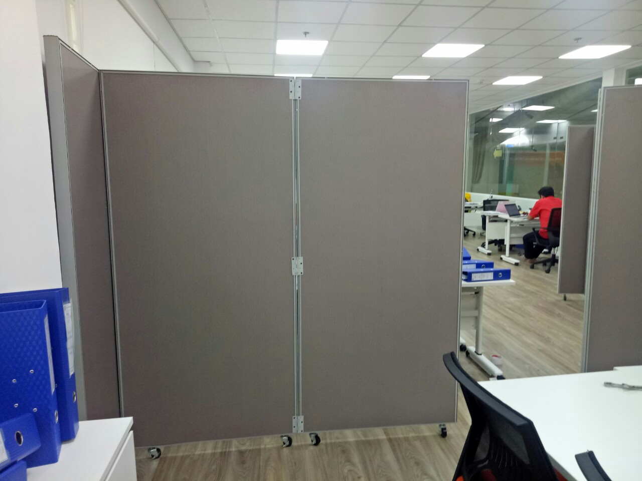 HỘI TRƯỜNG SÂN BAY TÂN SƠN NHẤT