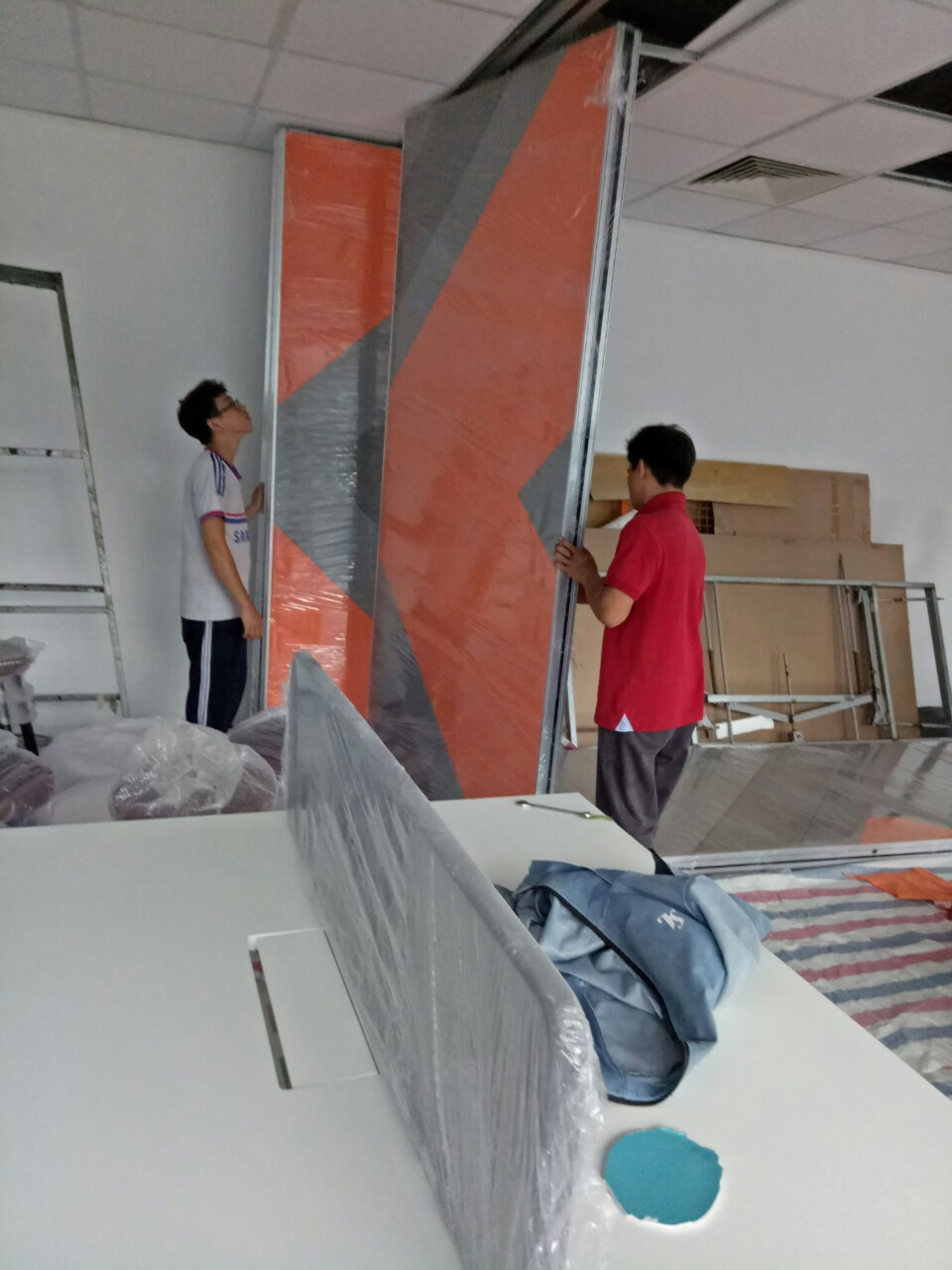 HỘI TRƯỜNG SÂN BAY TÂN SƠN NHẤT