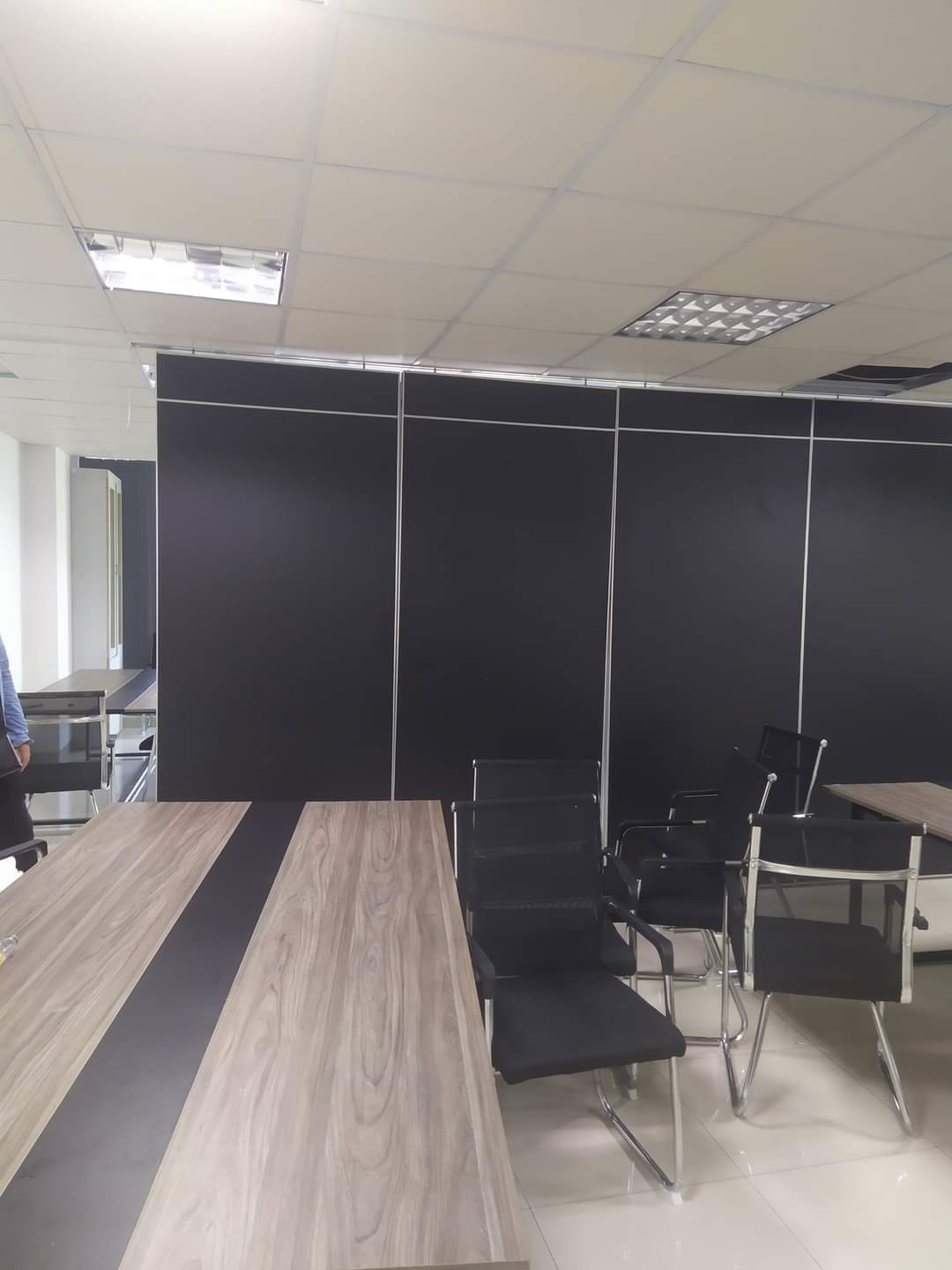 HỘI TRƯỜNG SÂN BAY TÂN SƠN NHẤT